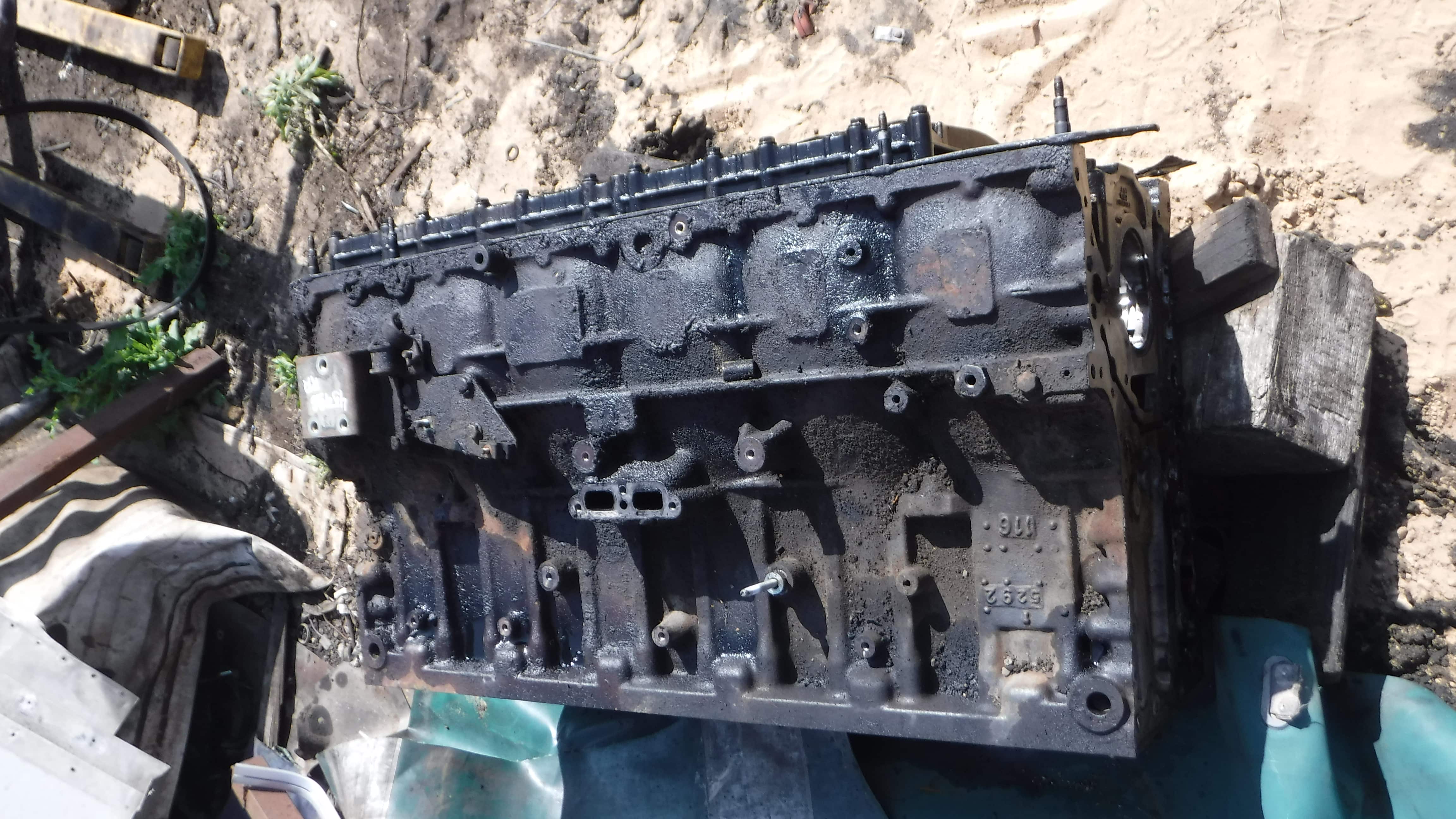 Блок цилиндров двигателя Рено премиум Renault Premium DCI320 2005 5010359722